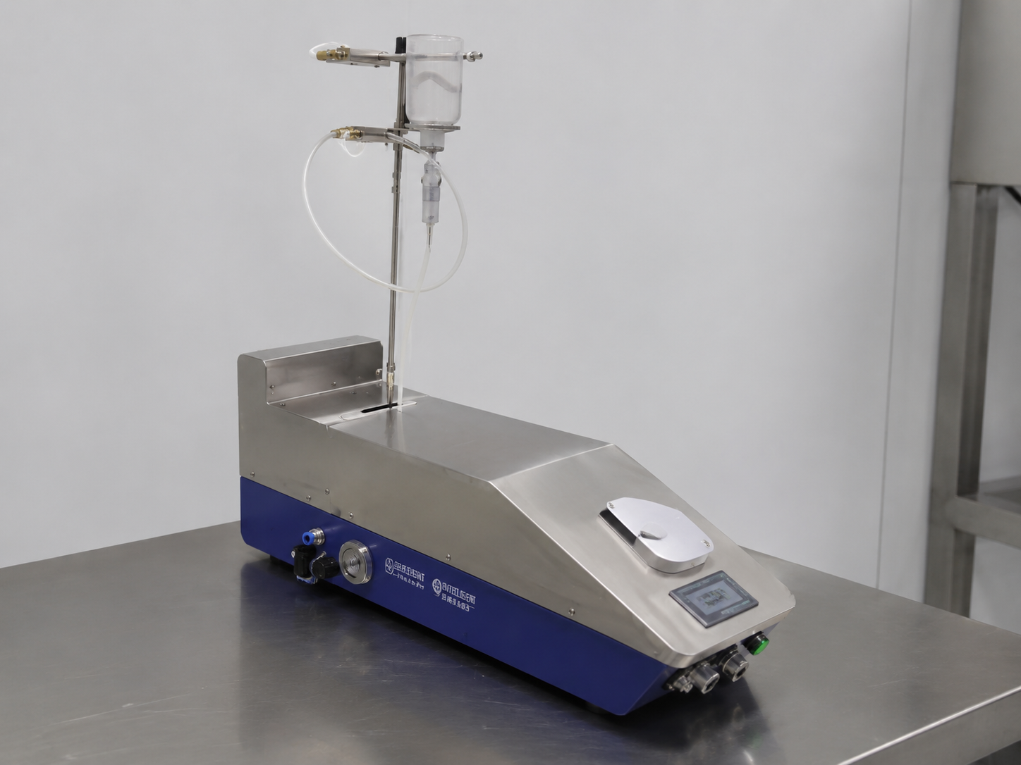 Automatic poultry vaccinator reviewed across three hatchery production days