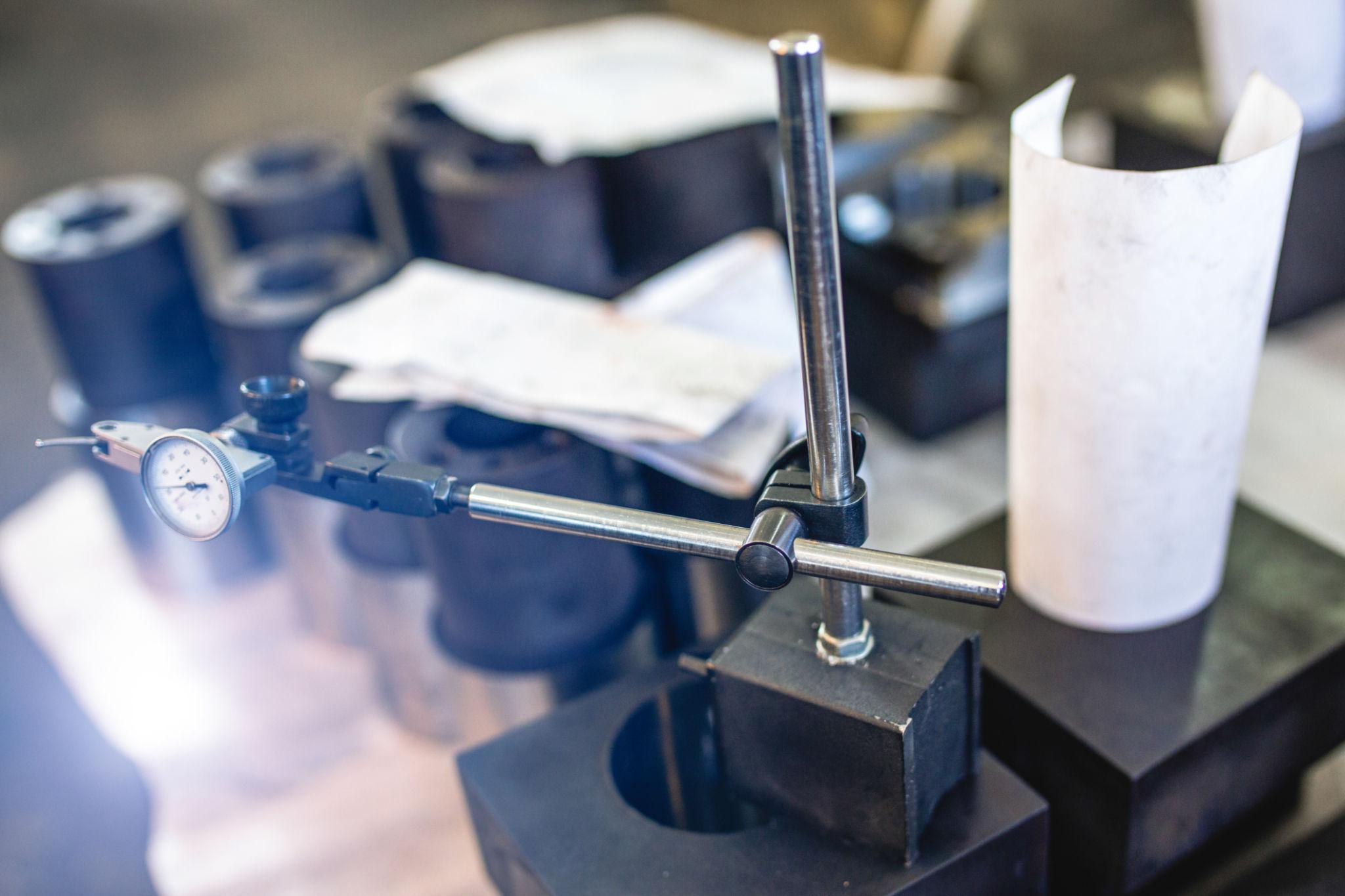 precision electric screwdriver assembly line.jpg
